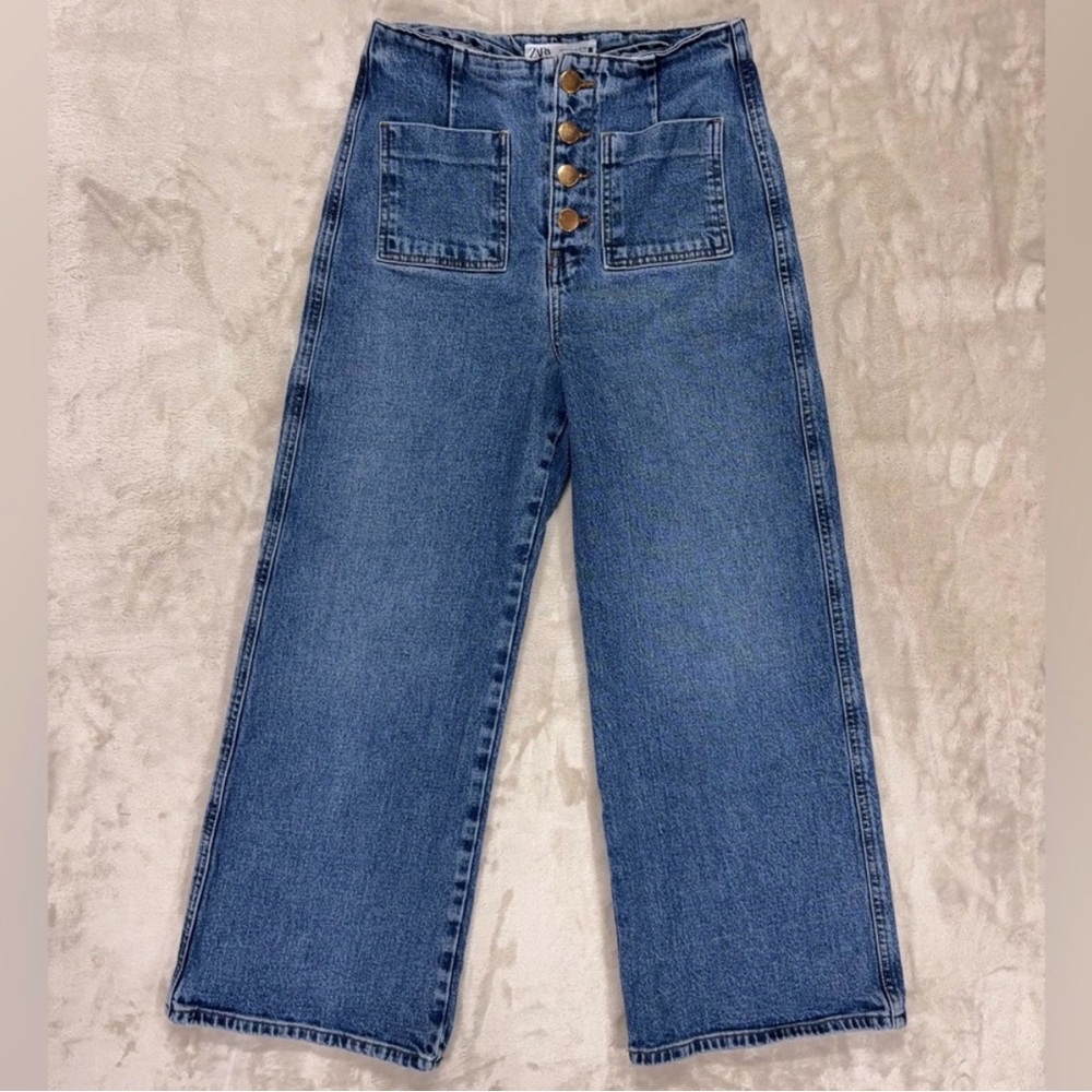 ZARA - Wide Leg : High Waisted Denim Jeans - Picture 2 of 9